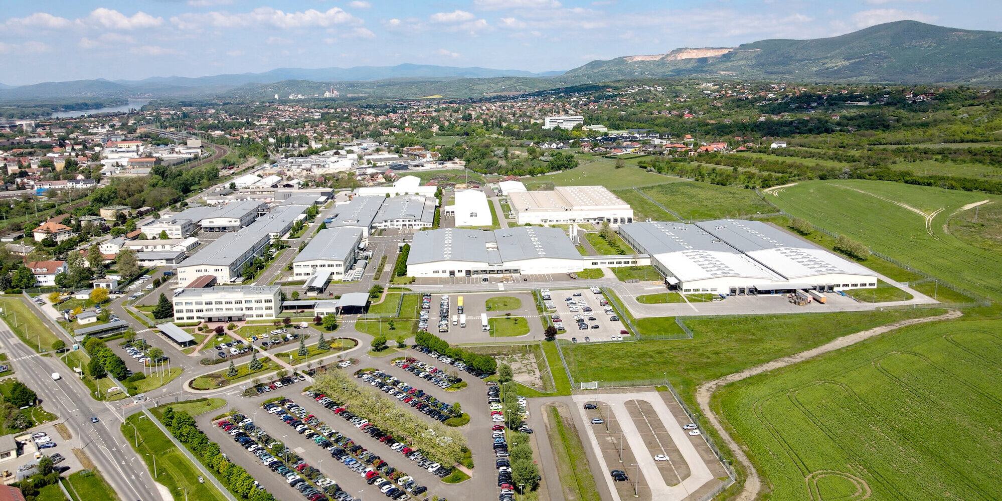 Zollner Elektronik AG - Plant Vác, Hungary
